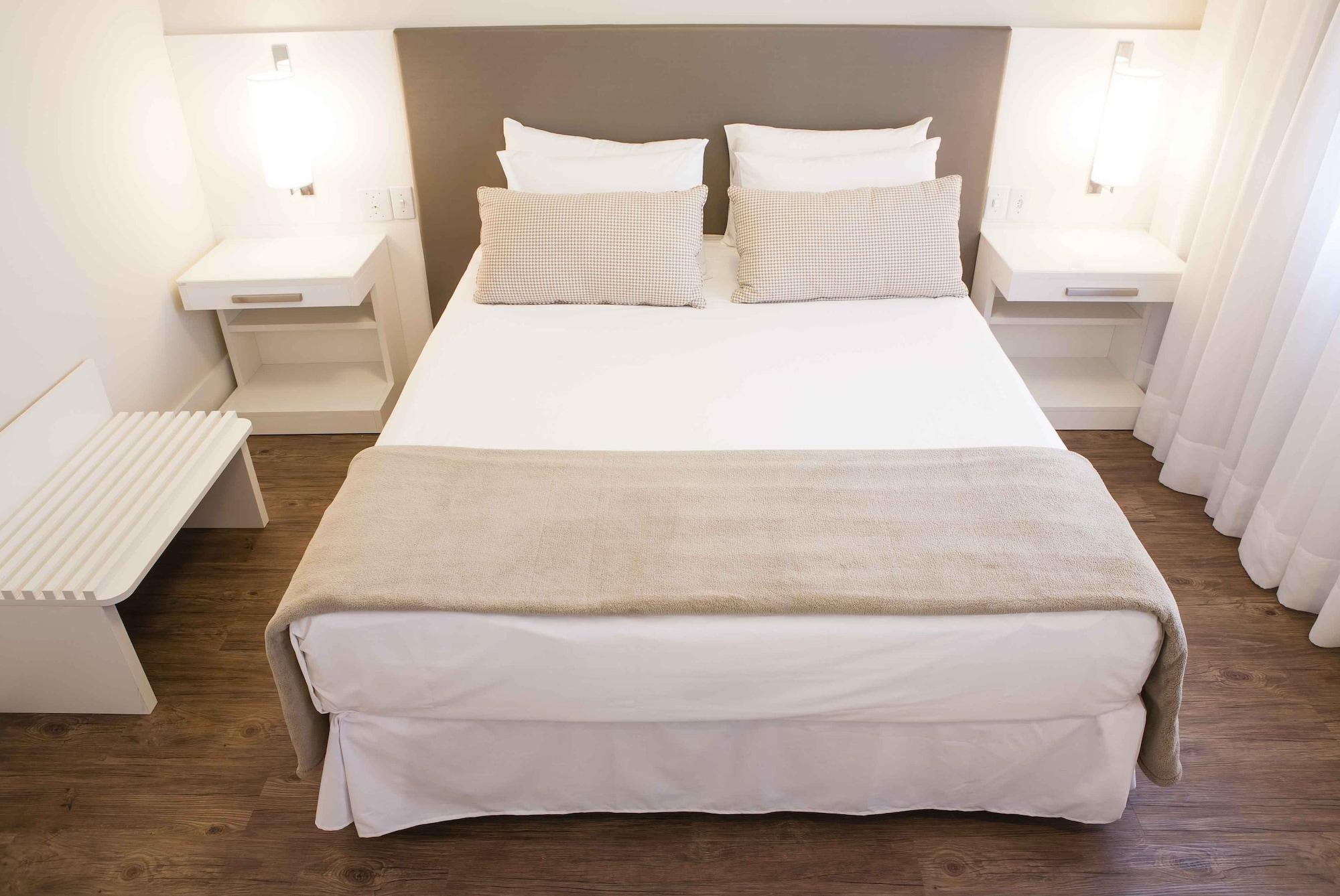 Intercity Porto Alegre Praia De Belas Экстерьер фото