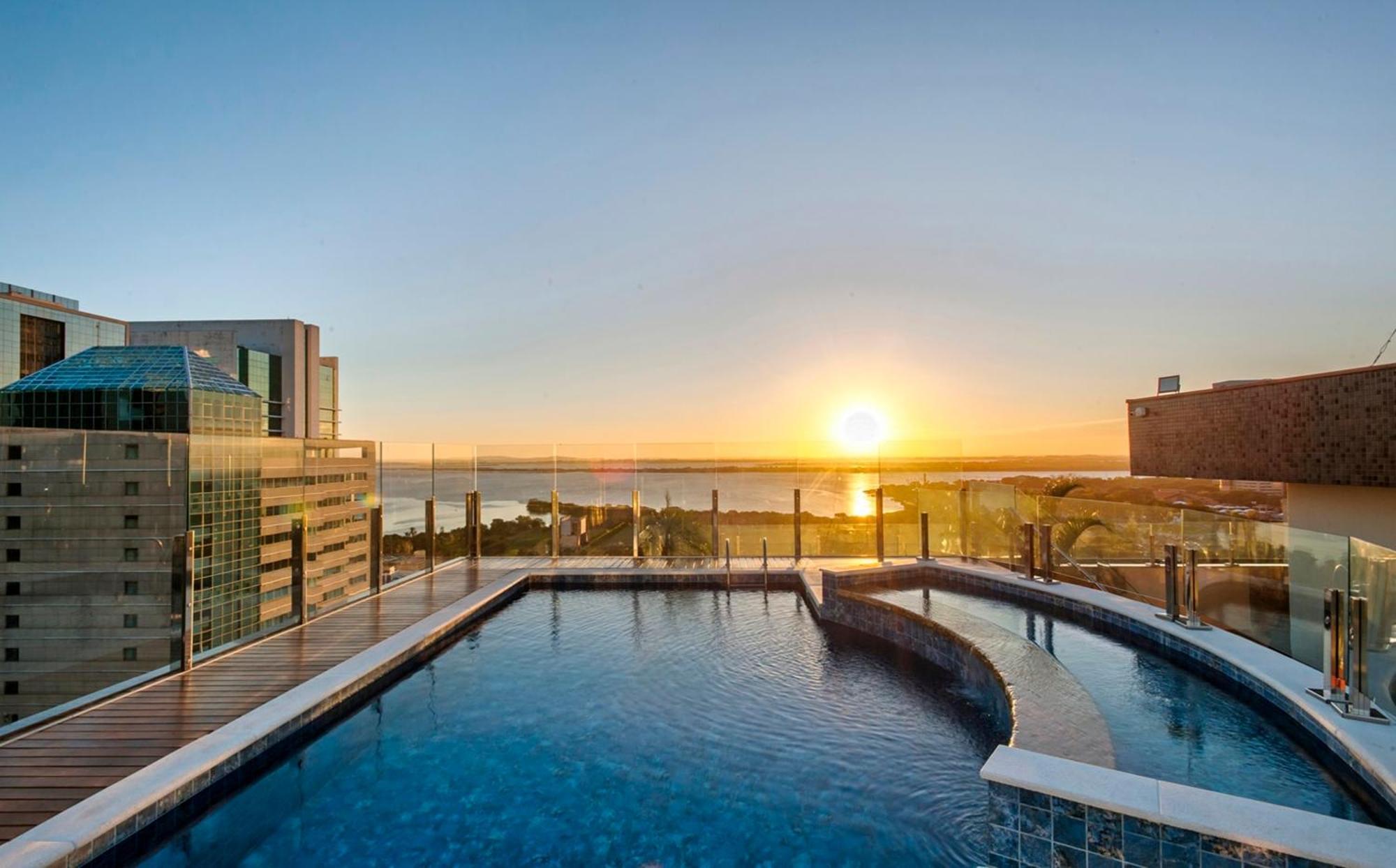 Intercity Porto Alegre Praia De Belas Экстерьер фото