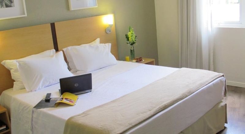 Intercity Porto Alegre Praia De Belas Экстерьер фото